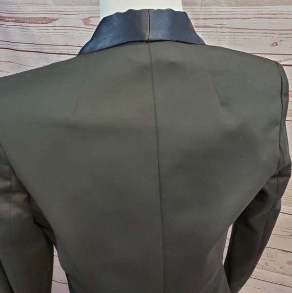 H&M black blazer - Picture 6 of 9